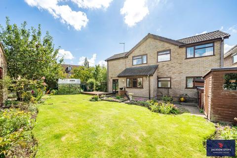 2 Blacksmiths Way, Hartwell, Northampton, NN7 2HY