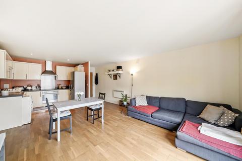 2 bedroom apartment to rent, Blakes Road, London, SE15