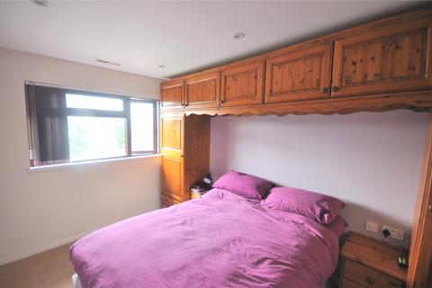28 Benwell Close, Westlea, Swindon, SN5 7BY