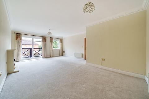 2 bedroom apartment for sale, Bell Street, Romsey, Hampshire, SO51