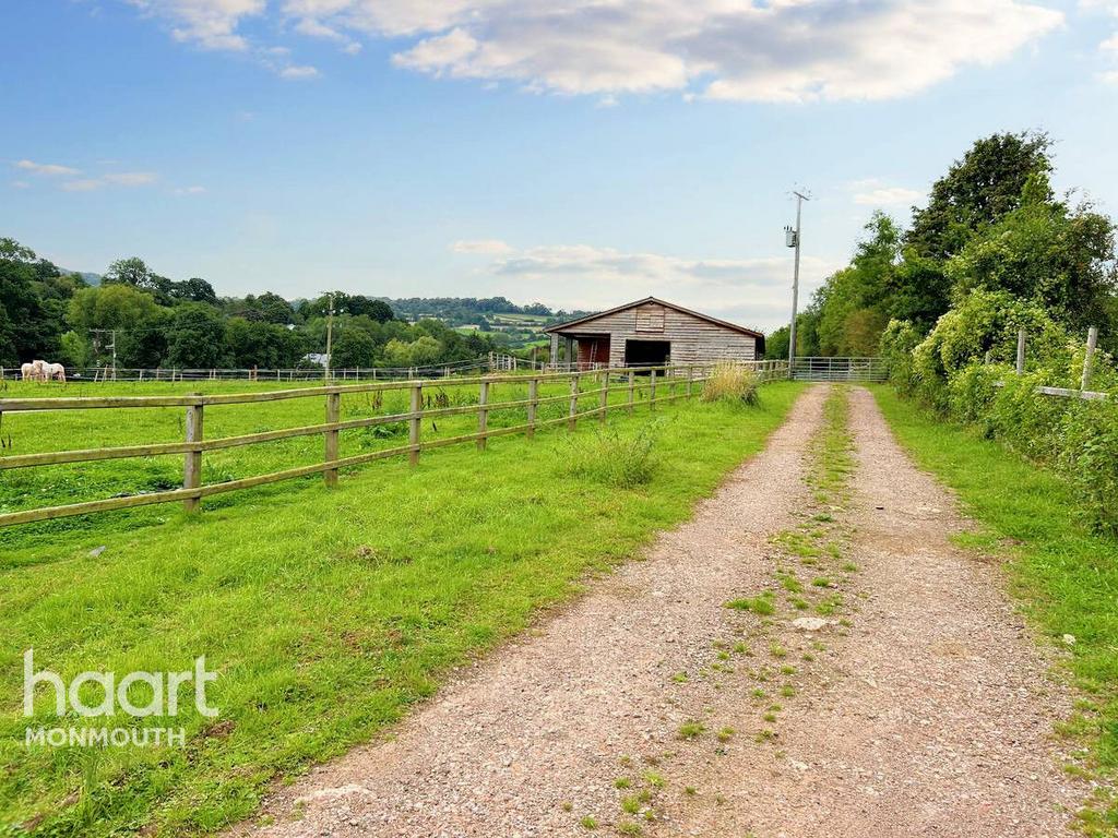 Mitchell Troy, MONMOUTH 1 bed property for sale £300,000