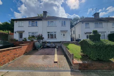 96 Woodcote Avenue, London, NW7 2PB