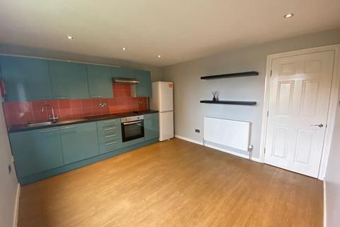 3 bedroom terraced house to rent, Lydgate Court, Crookes, S10