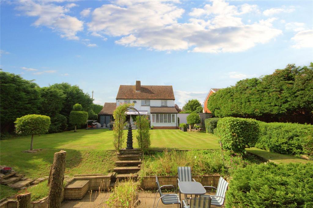 Station Road, Eckington, Pershore, Worcestershire, WR10 4 bed detached house for sale £590,000