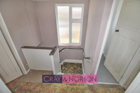 52 Swinburne Crescent, Croydon, CR0 7BY