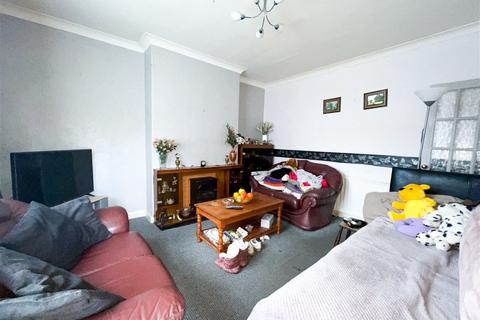 71 Studfield Road, Sheffield, S6 4SU