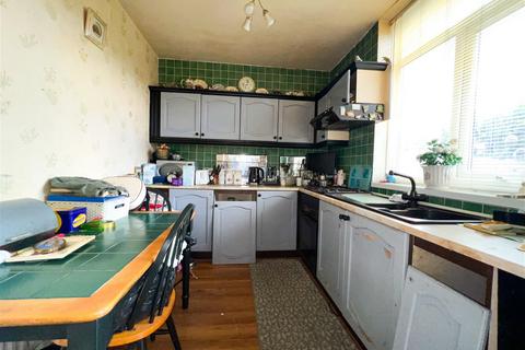 71 Studfield Road, Sheffield, S6 4SU