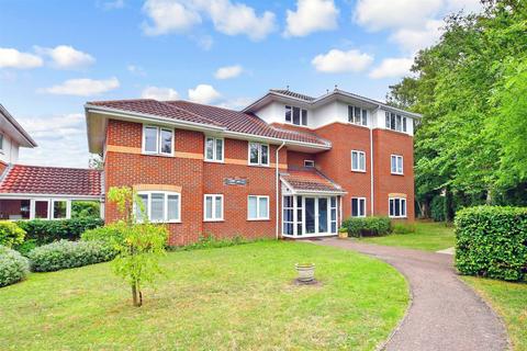 1 bedroom ground floor flat for sale - Park Road, Birchington, Kent
