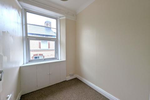 2 bedroom flat to rent, Prospect Terrace, Newton Abbot, Devon