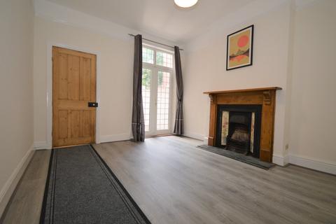 3 bedroom semi-detached house to rent, Harefield Road, Stoke, Coventry, CV2