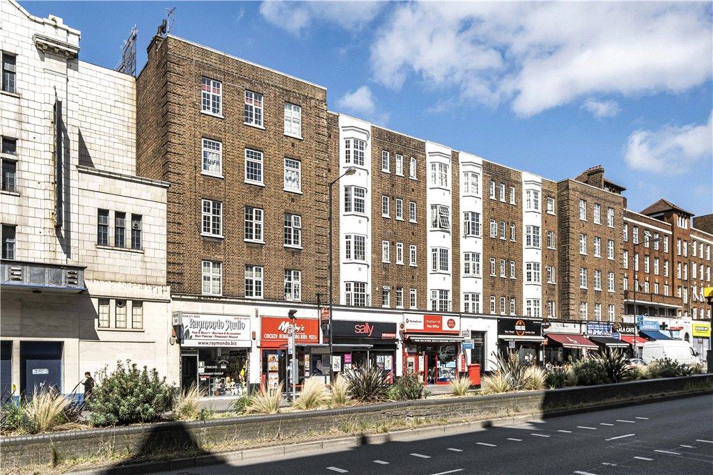 Streatham Hill, London, SW2 2 bed apartment for sale £375,000