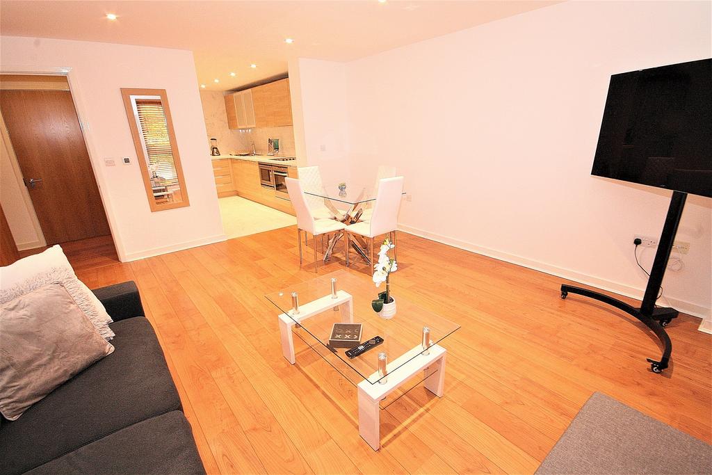 Lounge Kitchen