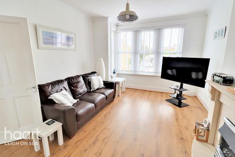 1 bedroom flat for sale, Elm Road, Leigh-On-Sea