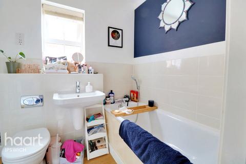 23 Bramley Hill, Ipswich, IP4 2AE