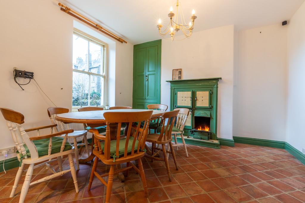 22 Stankelt Road, Silverdale, Lancashire, LA5 0TA 4 bed semidetached