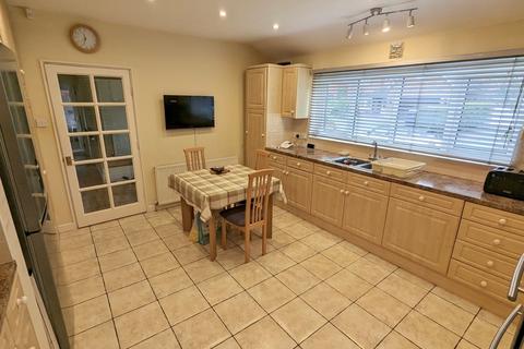 2 Berkswell Close, Solihull, B91 2EH