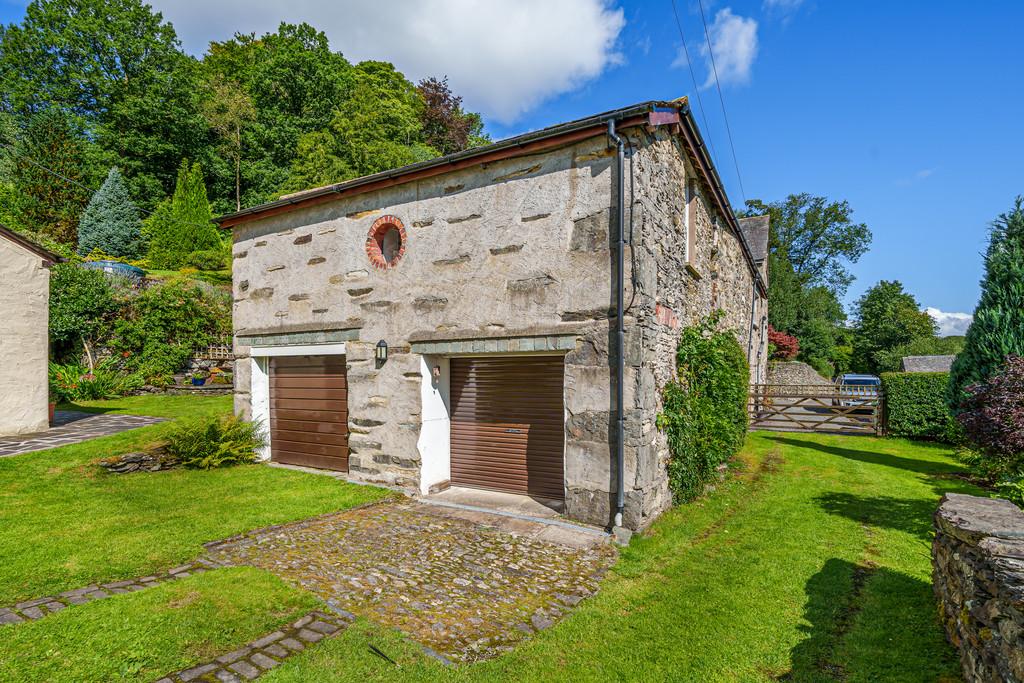 Barn