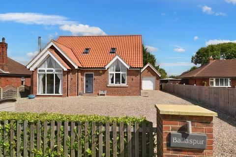 4 bedroom detached house for sale, Ings Lane, Saltfleetby LN11 7ST