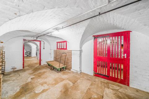 Warehouse to rent, Wine Cellar, Charlton Park Estate, Malmesbury, SN16