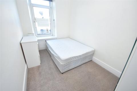 2 bedroom flat to rent, Northfield Place, Rosemount, Aberdeen, AB25