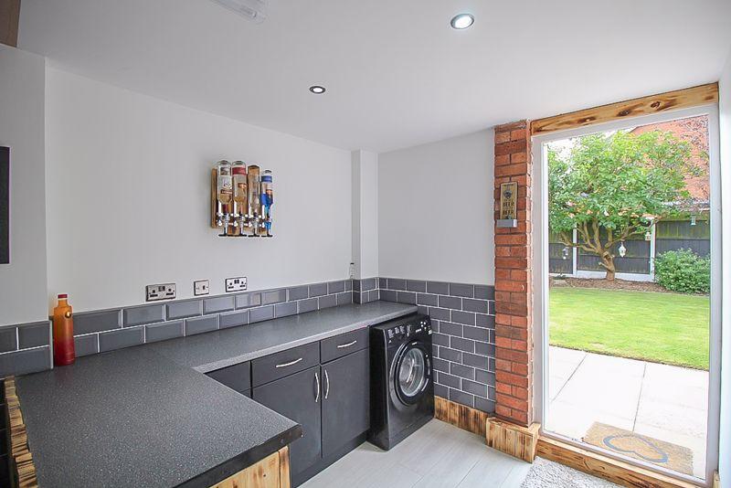 Utility room/garage