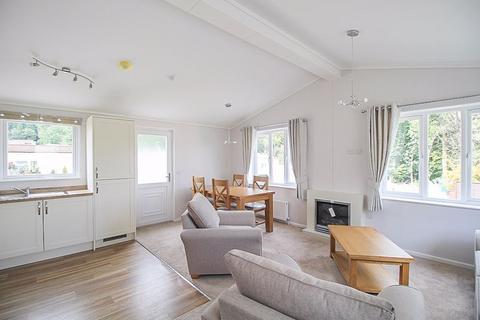 2 bedroom park home for sale, Pool View Caravan Park, Telford