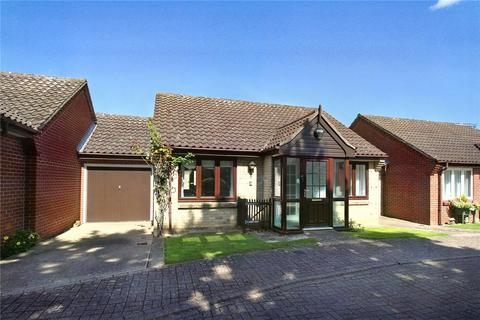 2 bedroom bungalow for sale - Catton Court, St Faiths Road, Old Catton, Norwich, Norfolk, NR6