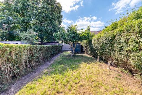 undefined, Annett Road, Walton-On-Thames