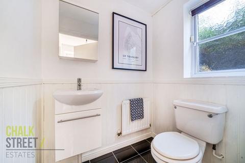 52 Bancroft Chase, Hornchurch, RM12 4DR