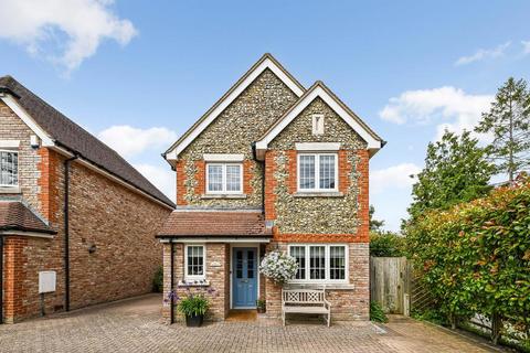 3 bedroom detached house for sale, Bostal Road, Steyning, West Sussex, BN44 3PD