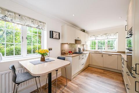 The Beechings Bostal Road, Steyning, BN44 3PD