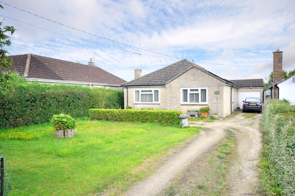 Bath Road, Atworth, Melksham, Wiltshire, SN12 8JR 3 bed bungalow for