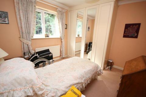 2 bedroom apartment for sale - Edgware HA8