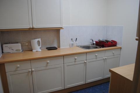 Property to rent - Fowler Road, Hainault
