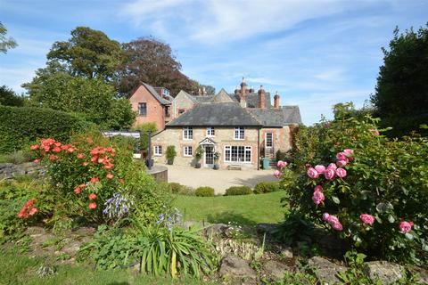 4 bedroom detached house for sale - PITTS LANE, BINSTEAD