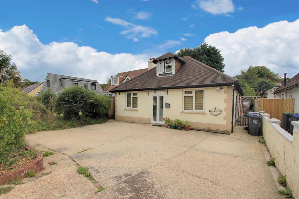 Findon Road, Worthing 4 bed detached house for sale £600,000