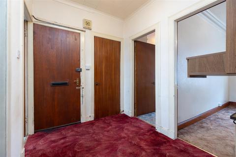 9c Ballantine Place, Perth, PH1 5RR