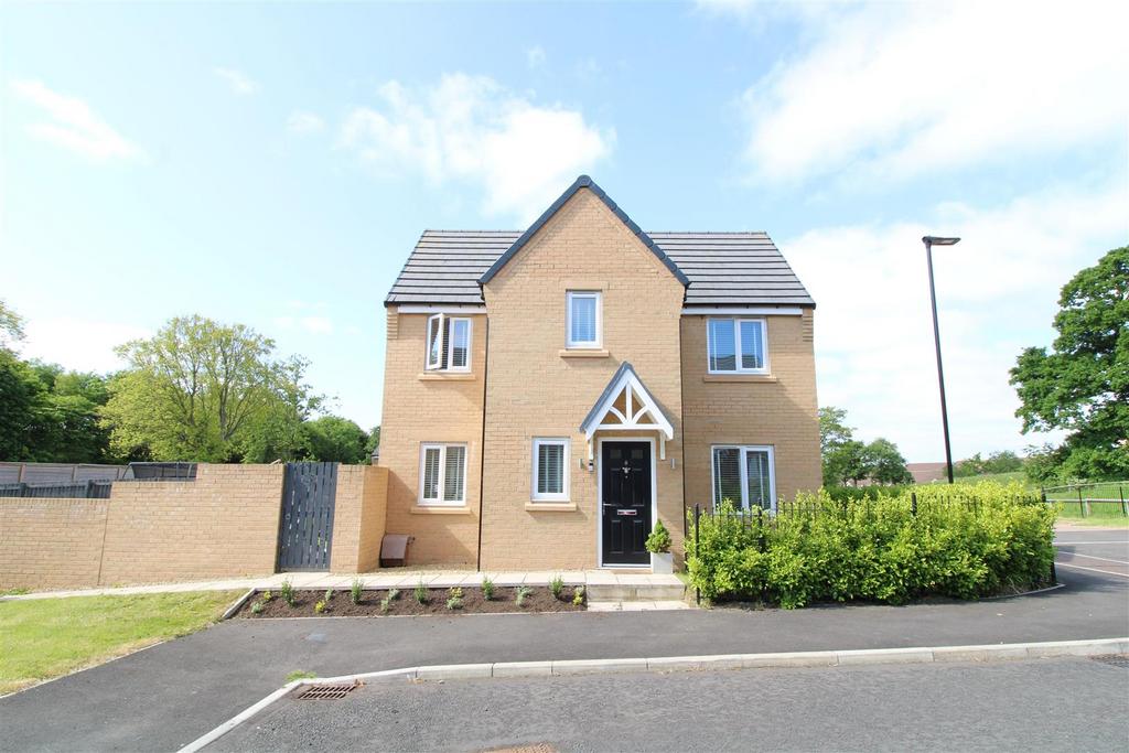 Hensall Close, West Denton, Newcastle Upon Tyne 3 bed detached house