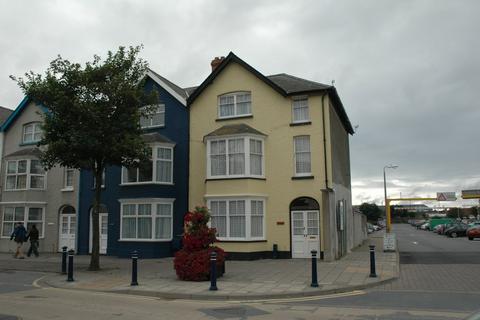 2 bedroom flat to rent, Flat 3, Brynmair, Park Avenue, Aberystwyth
