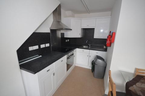 2 bedroom flat to rent, Flat 3, Brynmair, Park Avenue, Aberystwyth