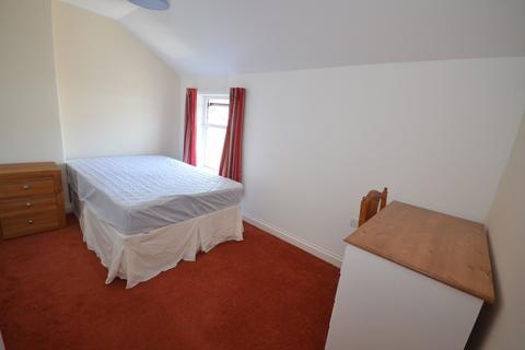 2 bedroom flat to rent, Flat 3, Brynmair, Park Avenue, Aberystwyth