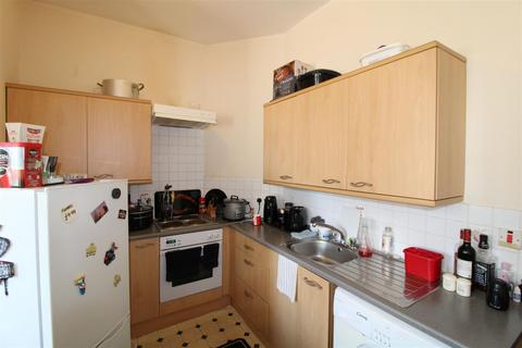 1 bedroom apartment for sale, Chillingham Road, Heaton, Newcastle Upon Tyne