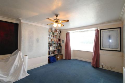2 bedroom apartment for sale, Redcar Road, North Heaton, Newcastle Upon Tyne