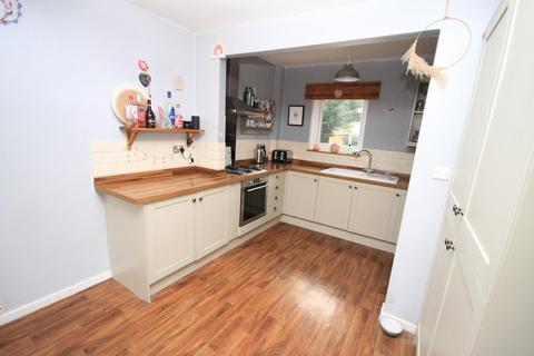108 Albion Road, Bradford, BD10 9QL