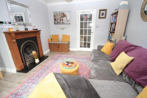 108 Albion Road, Bradford, BD10 9QL