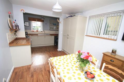 108 Albion Road, Bradford, BD10 9QL