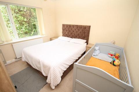 23 Ashbourne Oval, Bradford, BD2 4DH