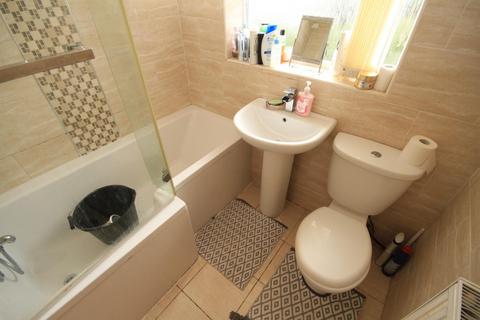 23 Ashbourne Oval, Bradford, BD2 4DH