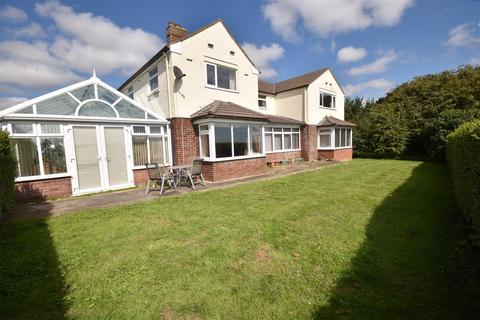 4 bedroom detached house for sale, Burton Road, Heckington, Sleaford