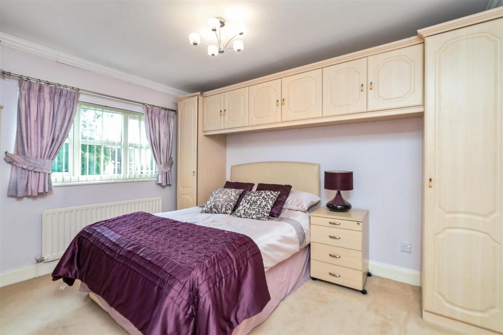 2023.08.15 - 32 Barnfield Drive-16 lo.jpg